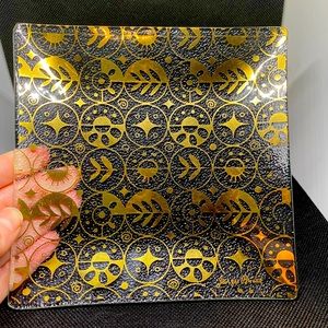 Georges Briard (Forbidden Fruit) pattern, set of (2) glass 6”x6” glass plates.